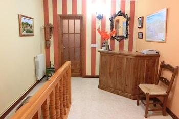 Apartamentos Javier,Cantabria>>Camaleno,3 star