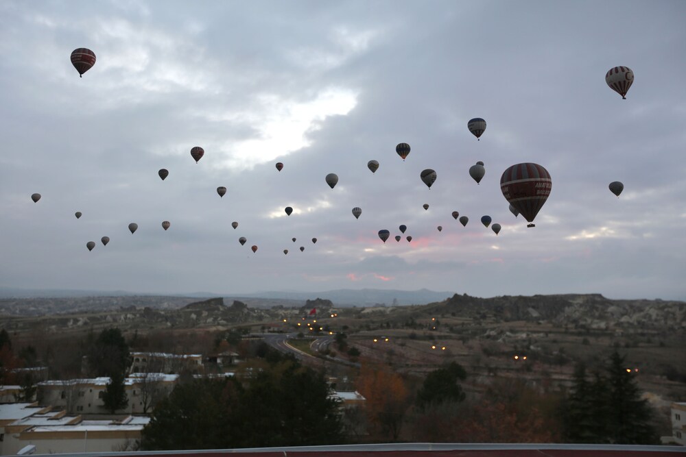 antik cave house special class