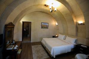 antik cave house special class