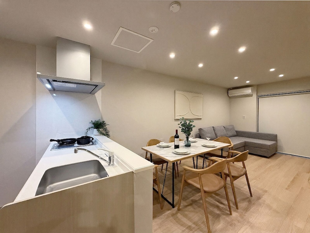 the sakai suite