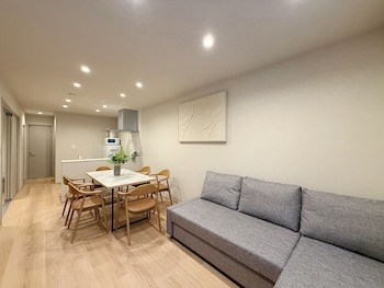 the sakai suite