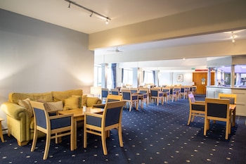 tiverton hotel lounge and venue