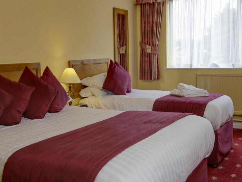 Tiverton Hotel Lounge & Venue,Exeter>>Devon,3 star