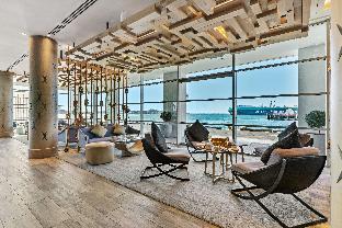 hilton auckland