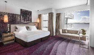 hilton auckland
