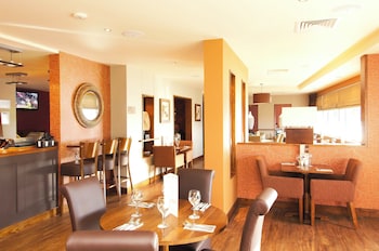 premier inn liverpool john lennon airport