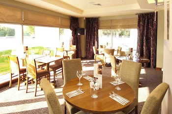 premier inn liverpool john lennon airport