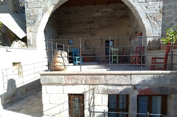 Osmanbey Cave Hotel,Near Roman Castle,4 star