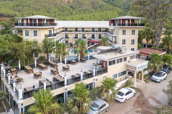 adrasan beltom beach hotel