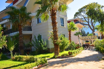 adrasan beltom beach hotel