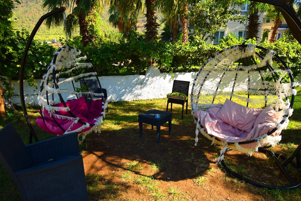 adrasan beltom beach hotel