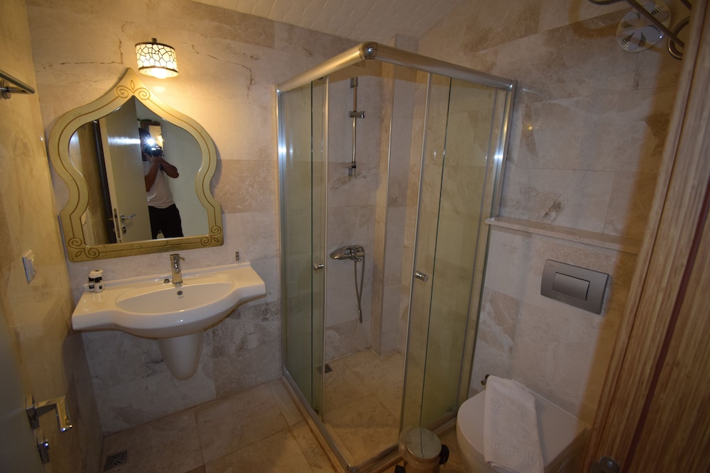 adrasan beltom beach hotel