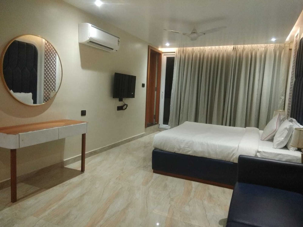 shreeja central