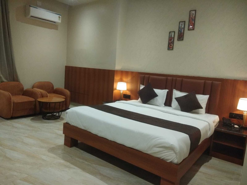 shreeja central