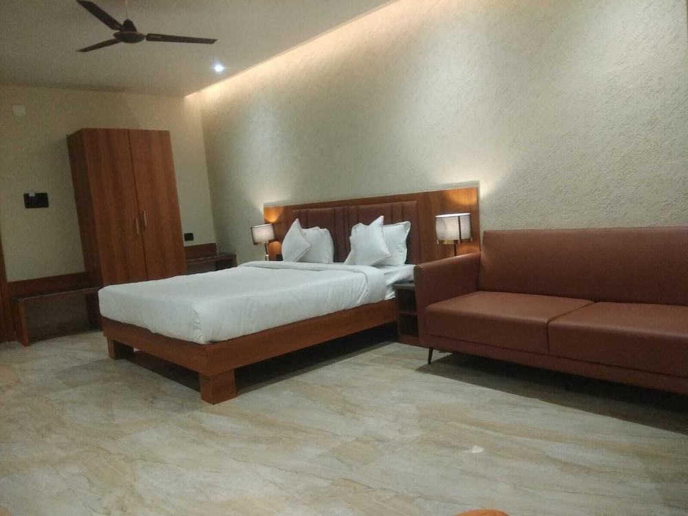 shreeja central