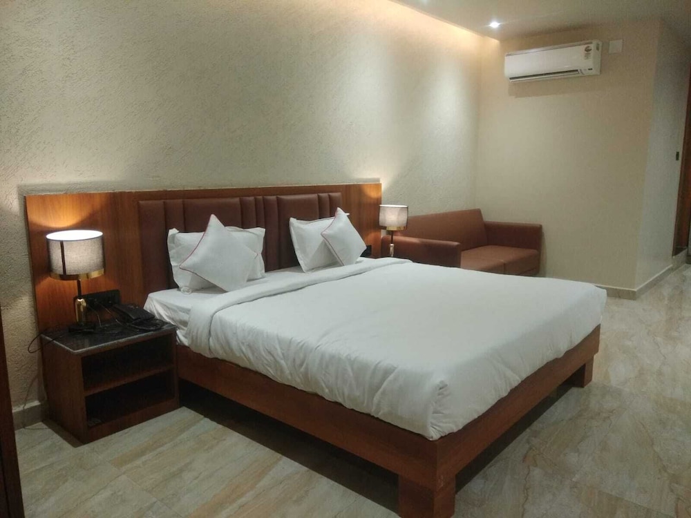 shreeja central