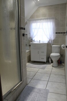 3liebeloft guest house