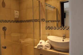 3liebeloft guest house