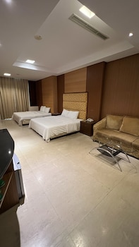 charming motel