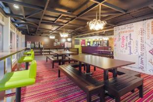 safestay london kensington holland park