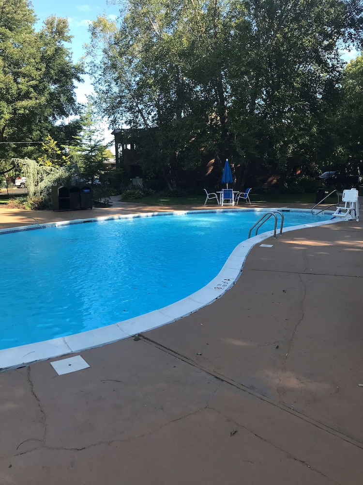surestay plus by best western woodbury inn