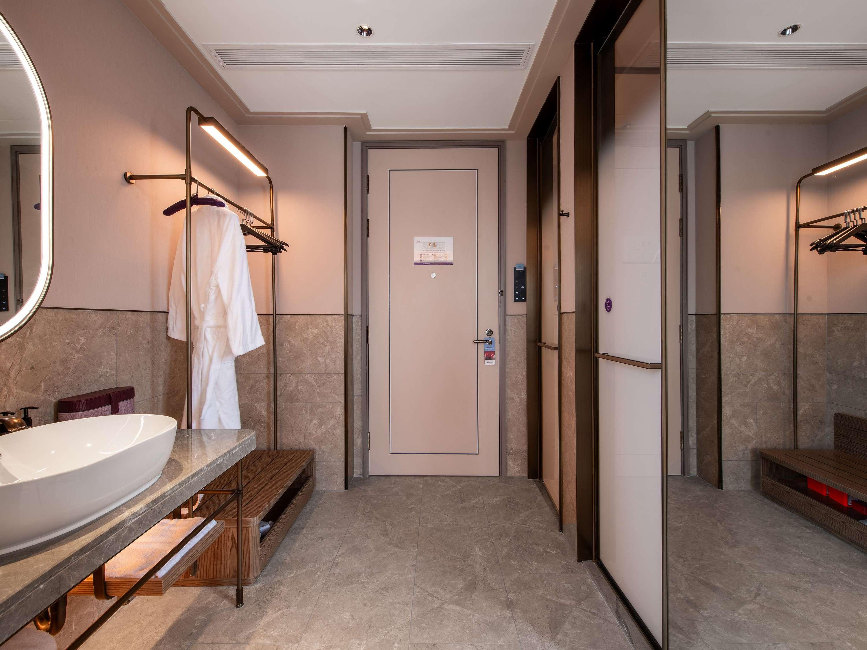 mercure chengdu west expo city