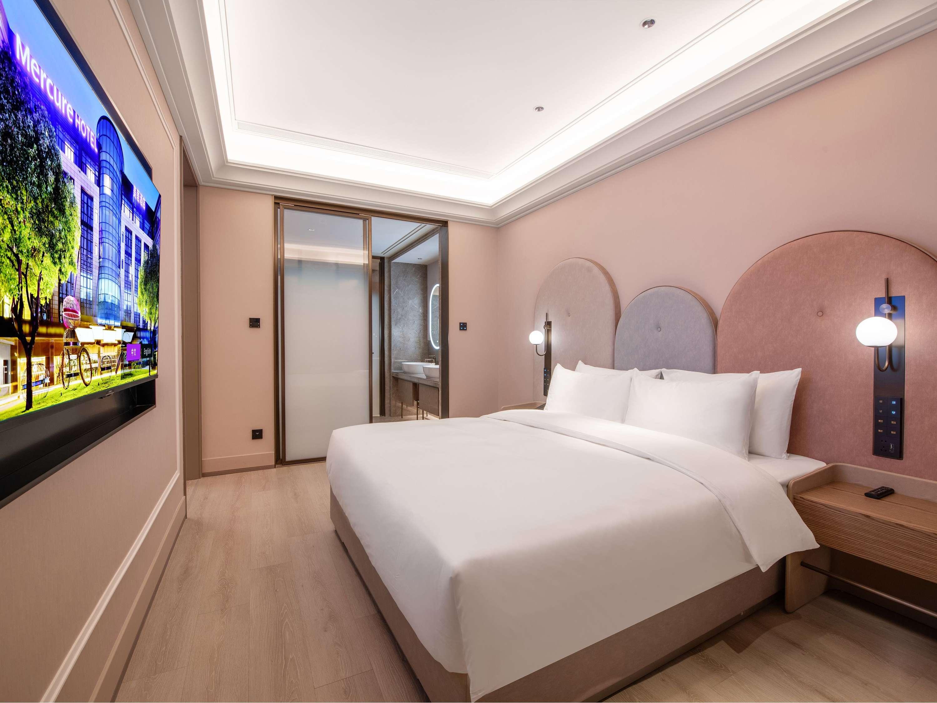 mercure chengdu west expo city