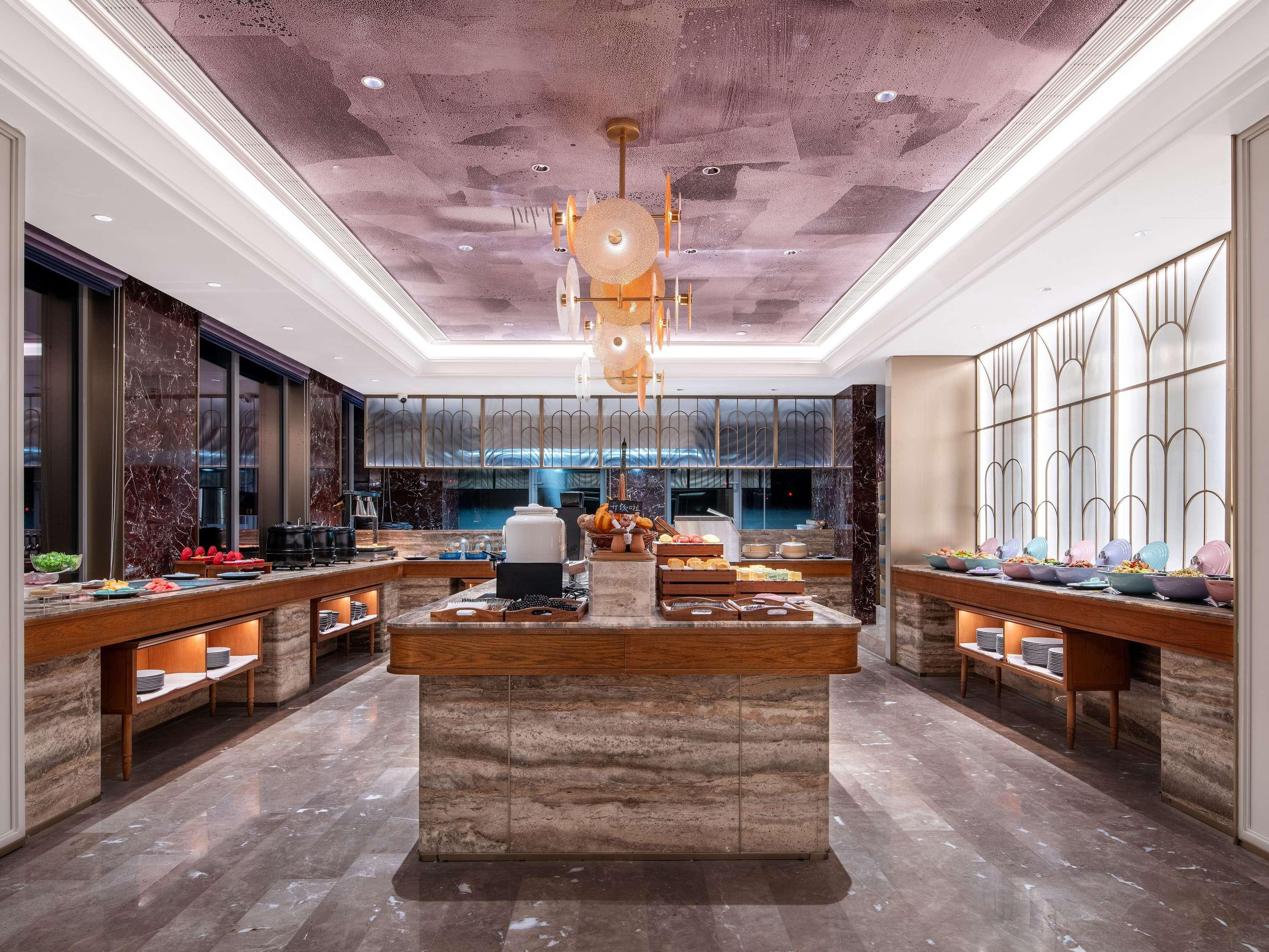 mercure chengdu west expo city