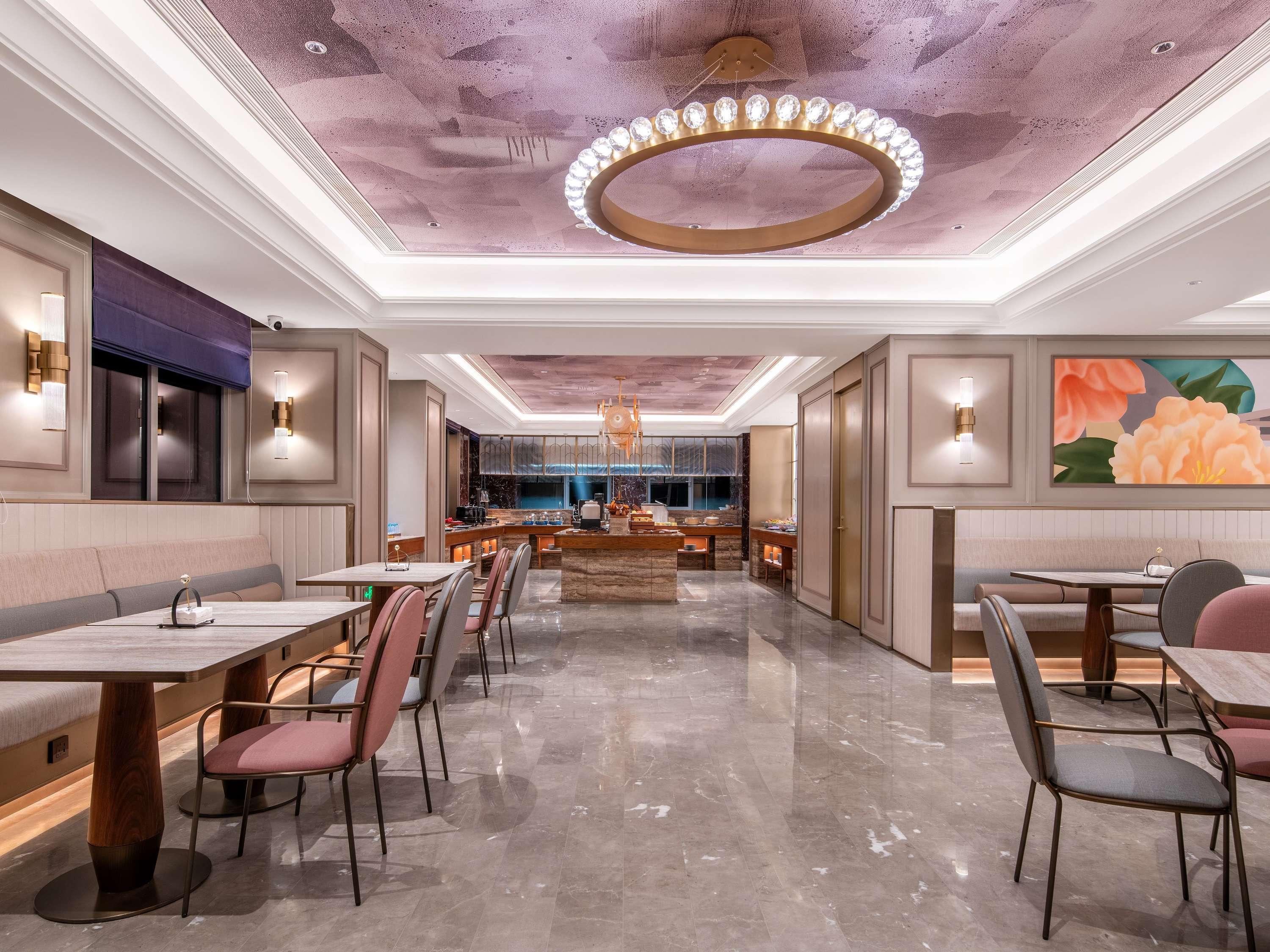 mercure chengdu west expo city