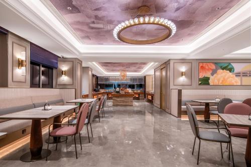 mercure chengdu west expo city