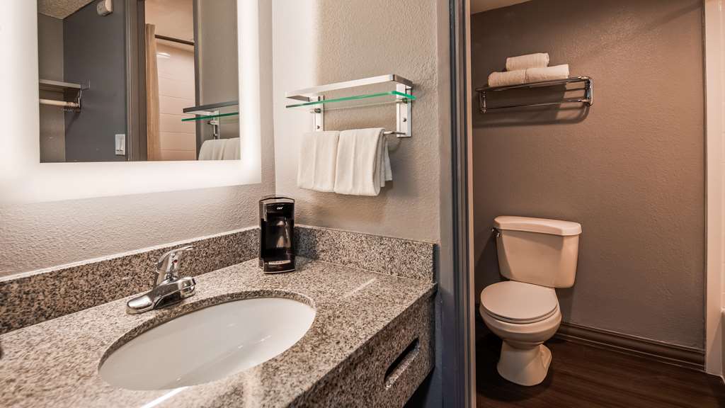 best western yacht harbor hotel