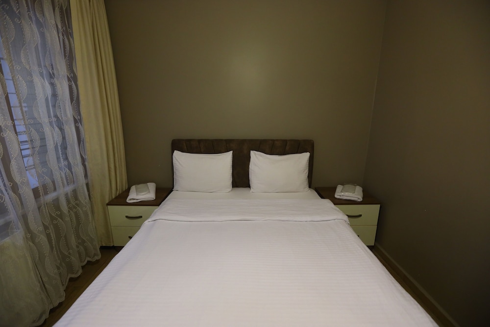 zendy suite hotel