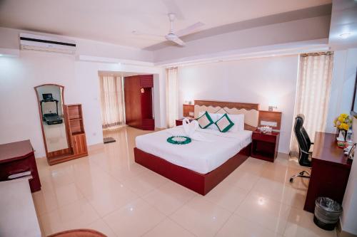 hotel crown