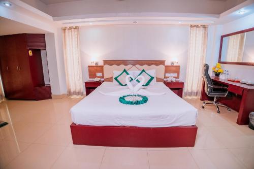 hotel crown