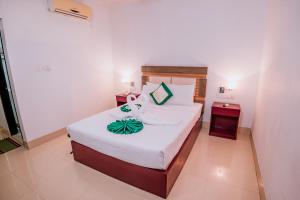 hotel crown