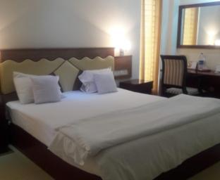 hotel crown