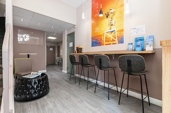 Modern Waikiki Hotel,Cannes Old Town>>Cannes,2 star