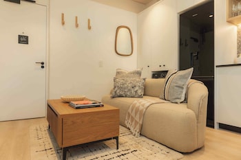 ten on v fluent serviced apartments