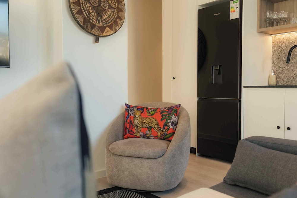 ten on v fluent serviced apartments