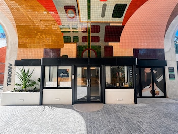 ten on v fluent serviced apartments