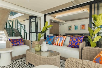 ten on v fluent serviced apartments