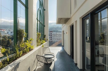 ten on v fluent serviced apartments