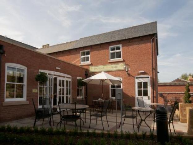 stratford limes hotel