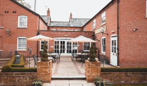 stratford limes hotel