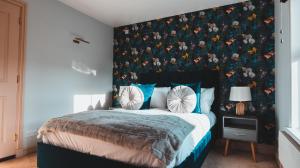 stratford limes hotel