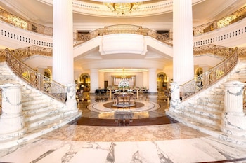 al habtoor palace