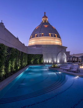 al habtoor palace