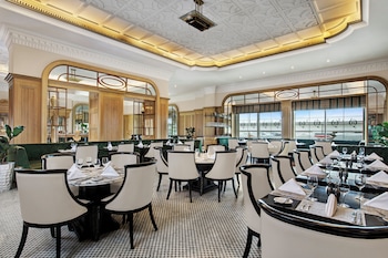 al habtoor palace