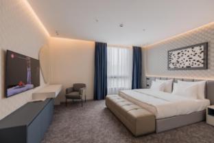 hotel cube