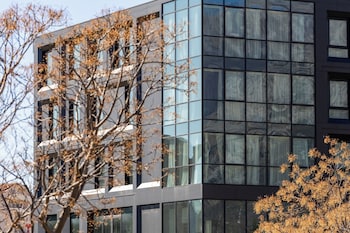 hotel cube